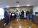 
A Moção teve por objetivo reconhecer e homenagear, por meio do fisioterapeuta Deivid Miranda, todos os profissionais de saúde que atuaram na linha de frente da Covid-19.