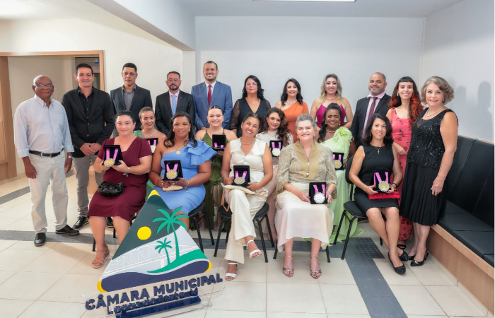 Câmara Municipal realiza cerimônia “Osmari Clarinda de Oliveira” em homenagem às mulheres
