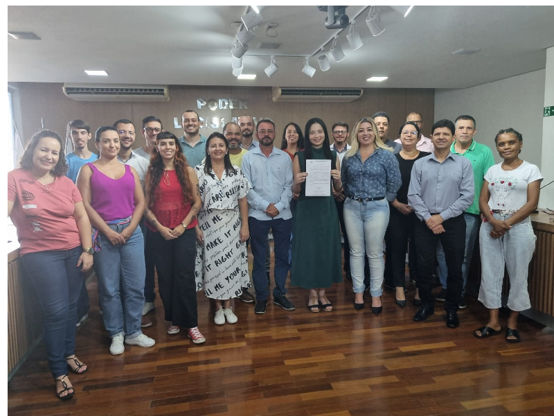 Posse de nova servidora na Câmara Municipal